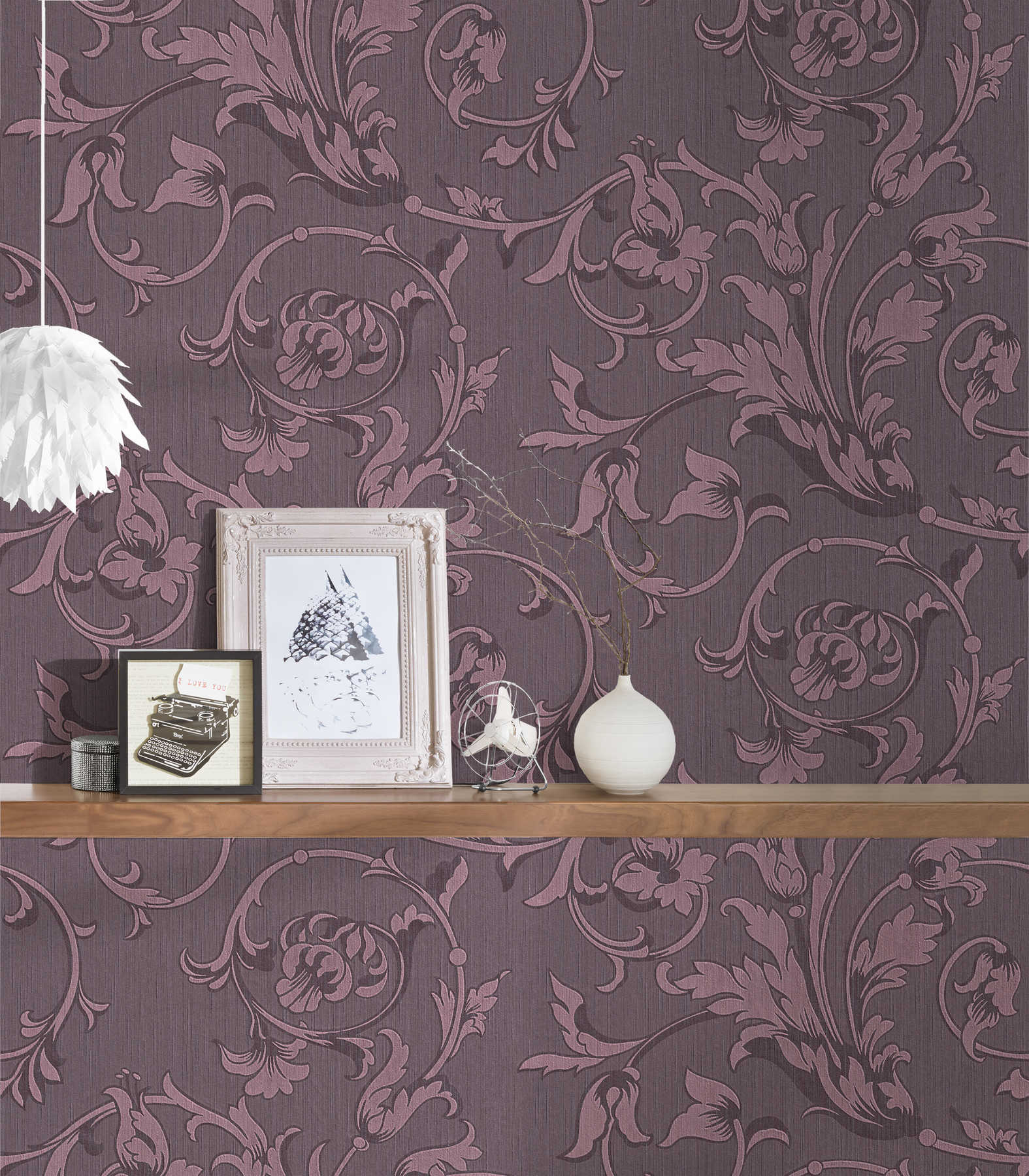 Ornament Tapete mit Seiden Textiloptik – Violett