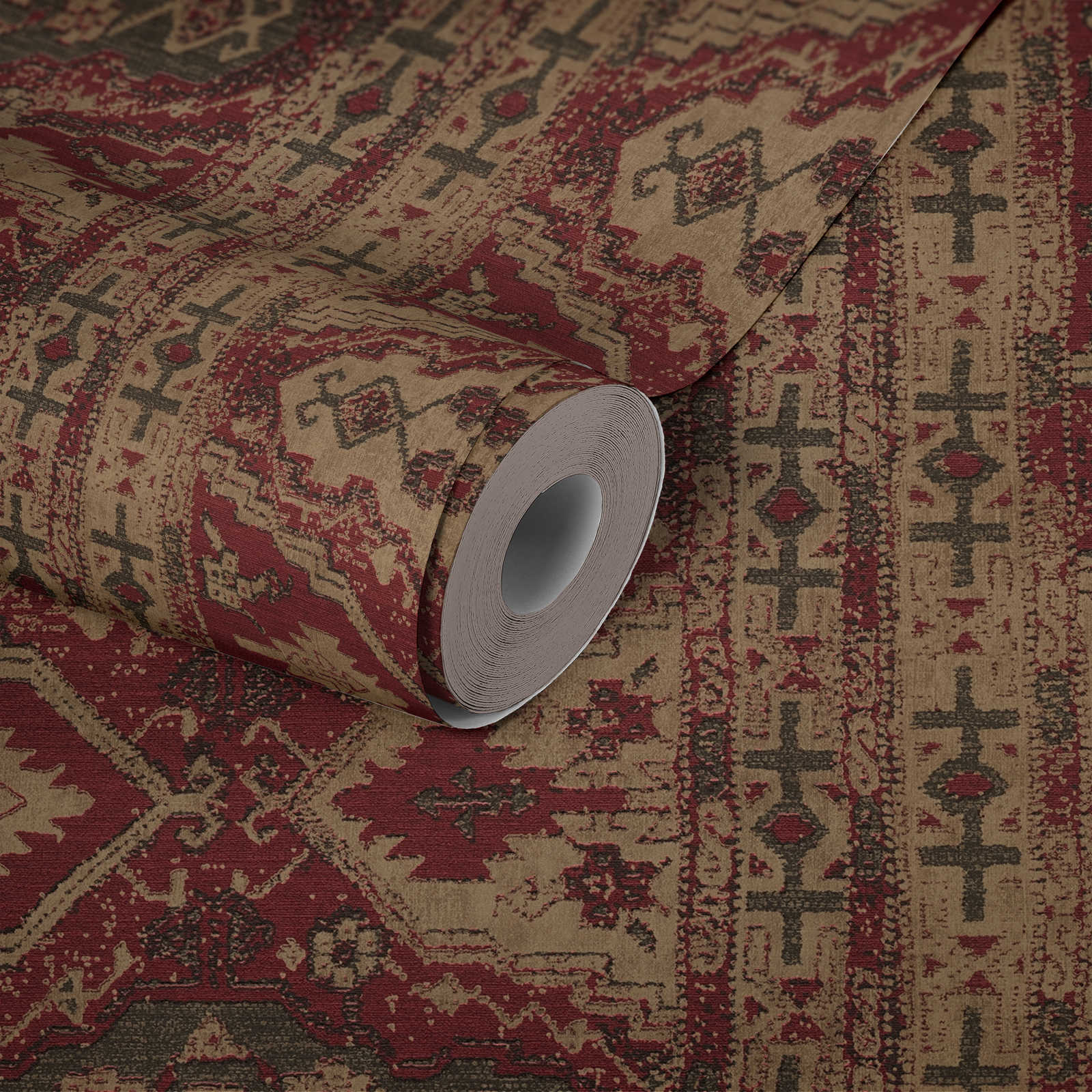             Pattern wallpaper with oriental design - beige, red, black
        