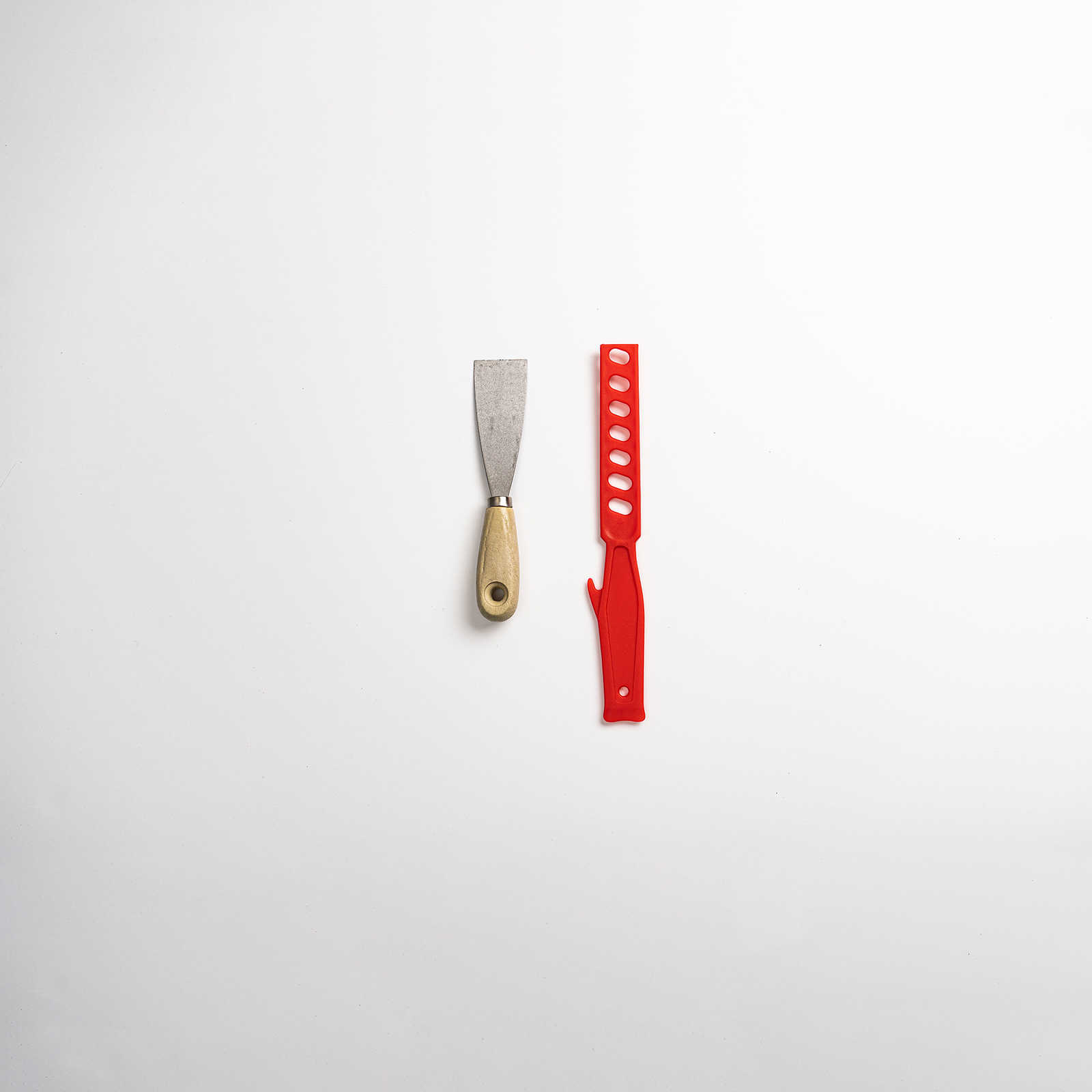             Large 15-piece renovation set for all painting & wallpapering jobs
        