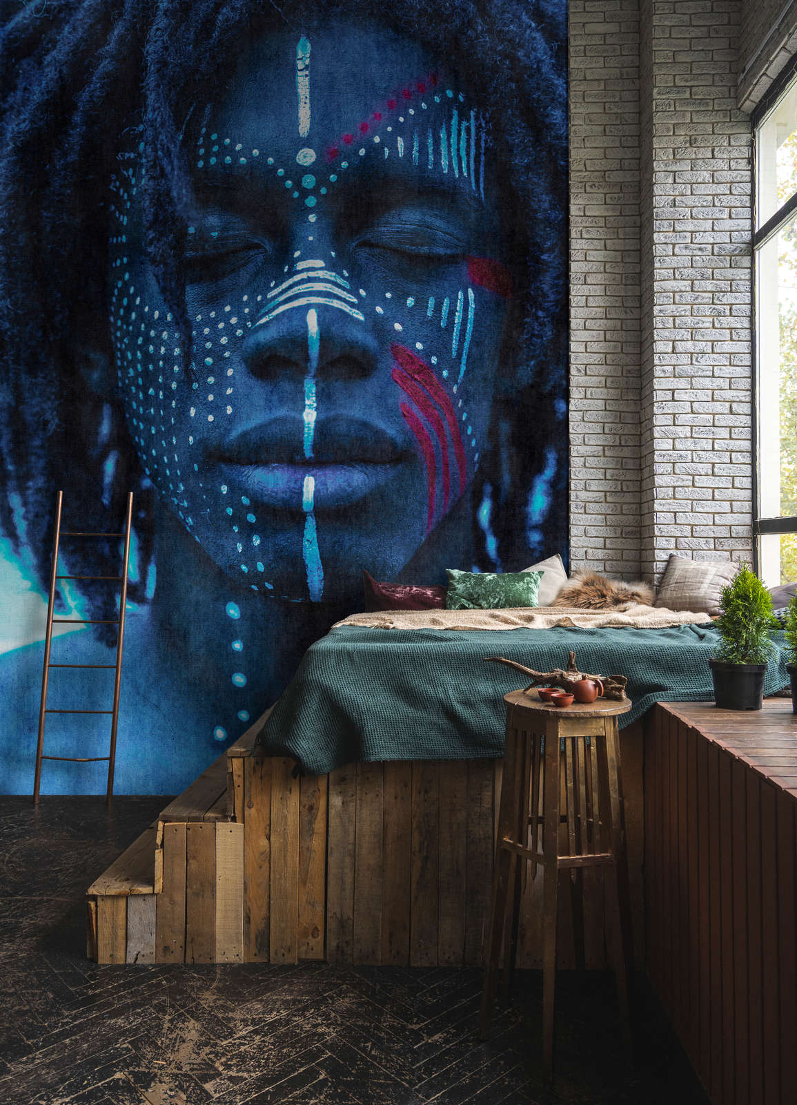 Fototapete »mikala« - Afrikanisches Portrait blau mit Gobelinstruktur – Glattes, leicht glänzendes Premiumvlies