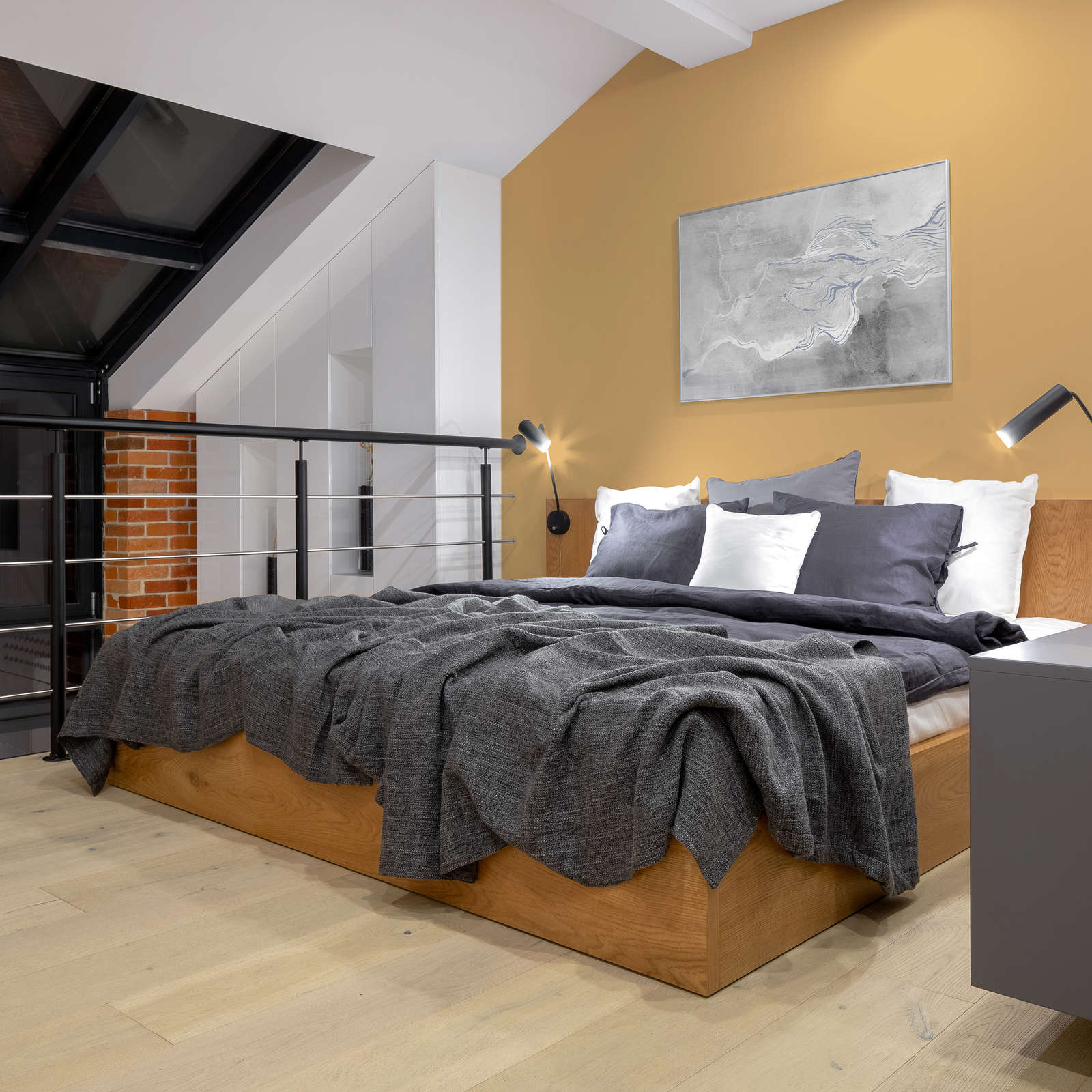             Premium Wandfarbe aufweckendes Senfgelb »Beige Orange/Sassy Saffron« NW811 – 1 Liter
        