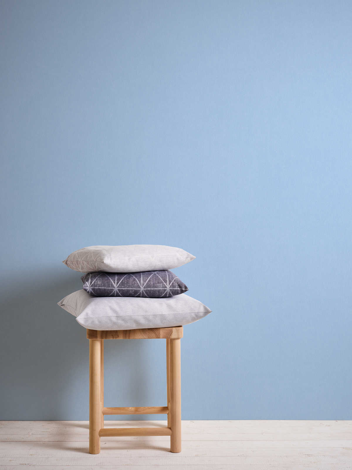             Tapete Kinderzimmer Jungen uni glatt – Blau
        