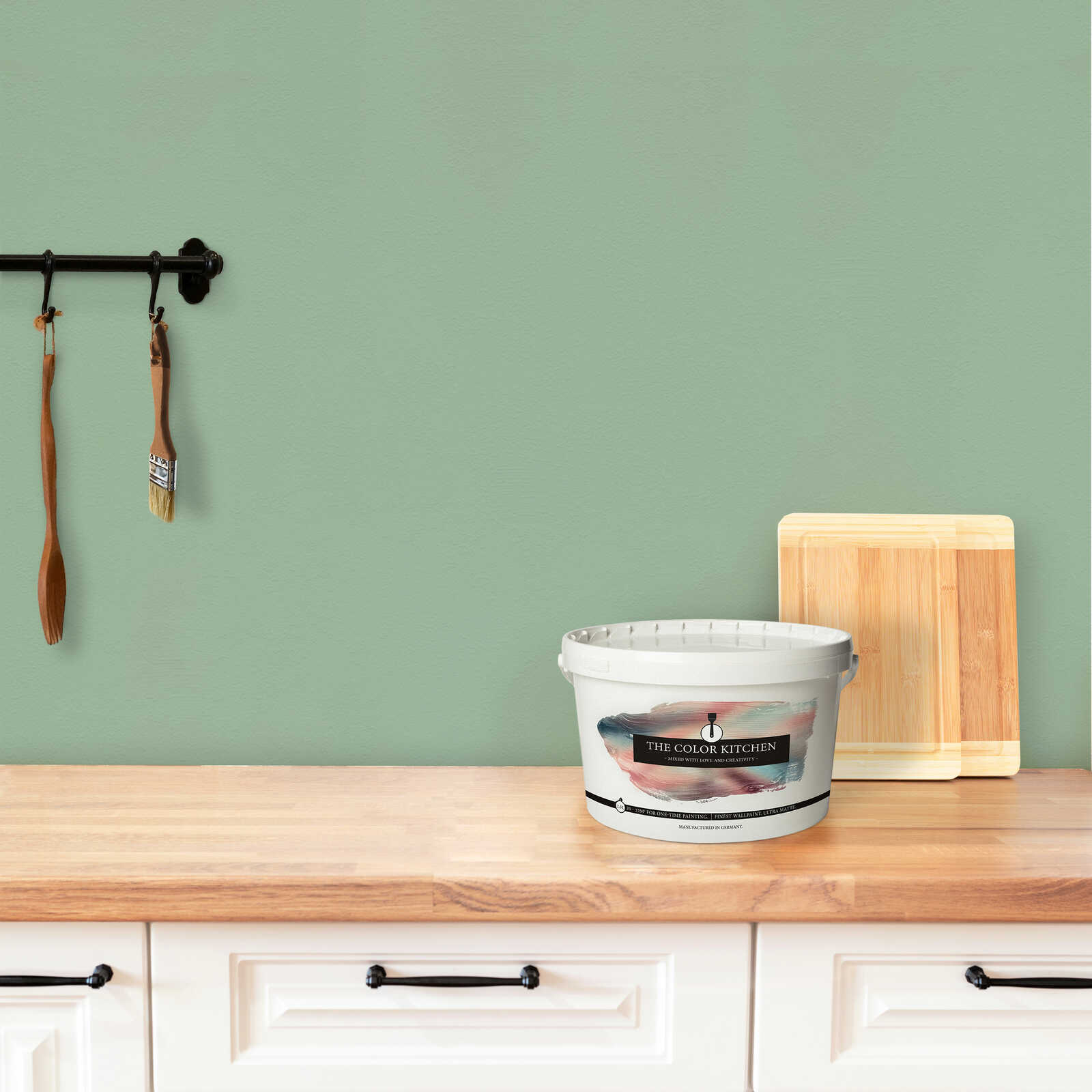             Wandfarbe in freundlichem Salbei »Sane Sage« TCK4004 – 2,5 Liter
        