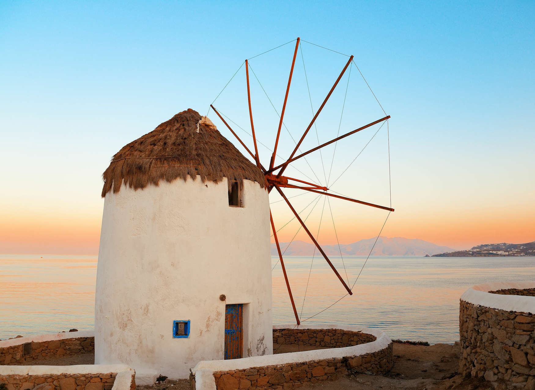 Windmühle, Schilfhutze, Küstenlandschaft, Whitewashed, Meer Blick