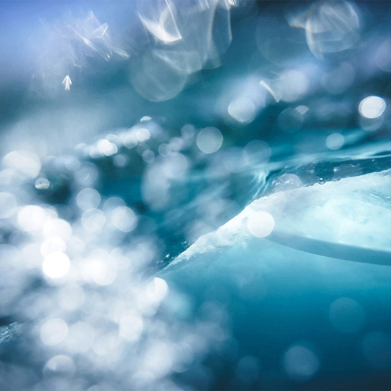         Non-woven wallpaper in modern style - photo wallpaper with water and reflections - blue, white
    