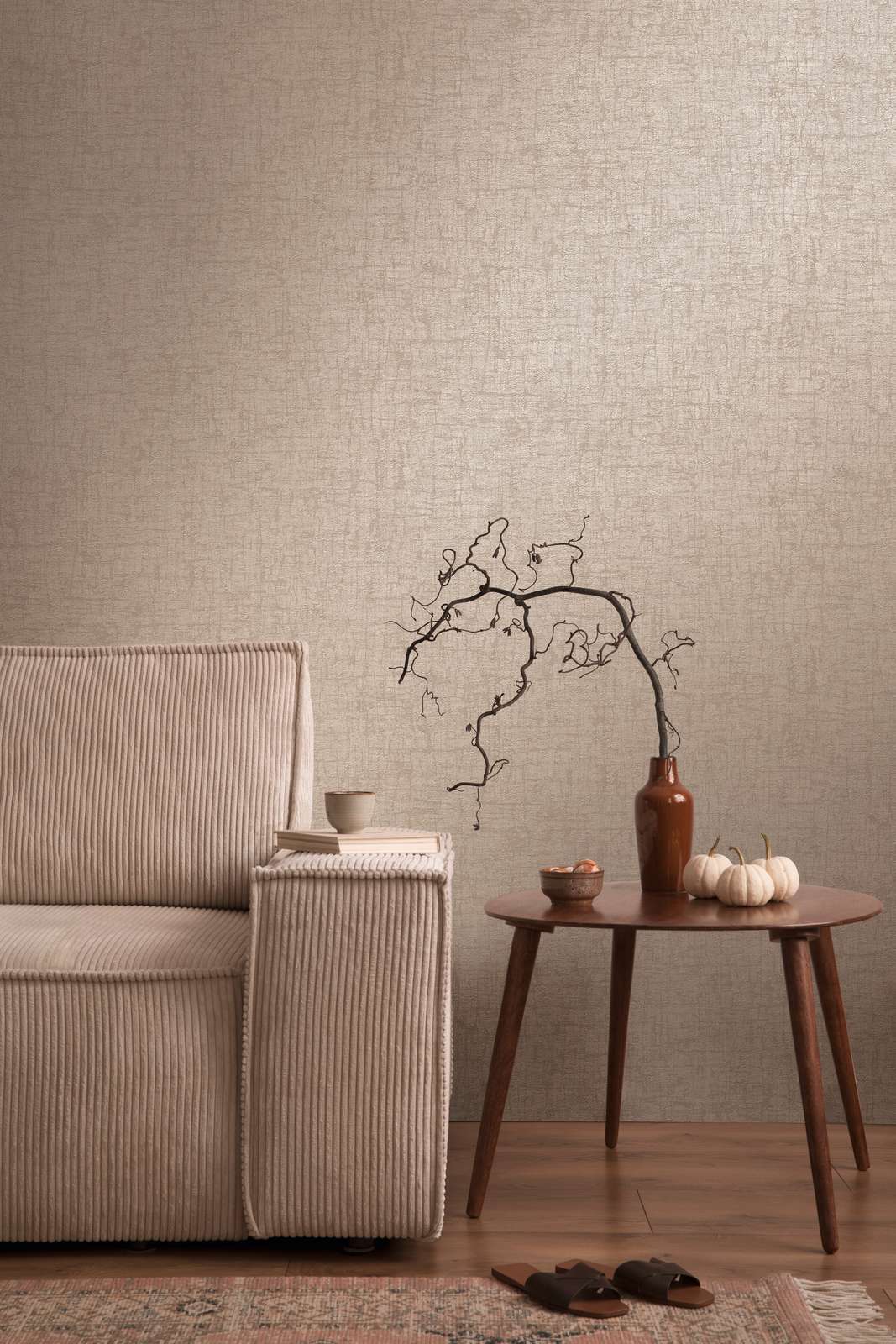             Strukturierte Vliestapete leicht glänzend – Braun, Beige
        