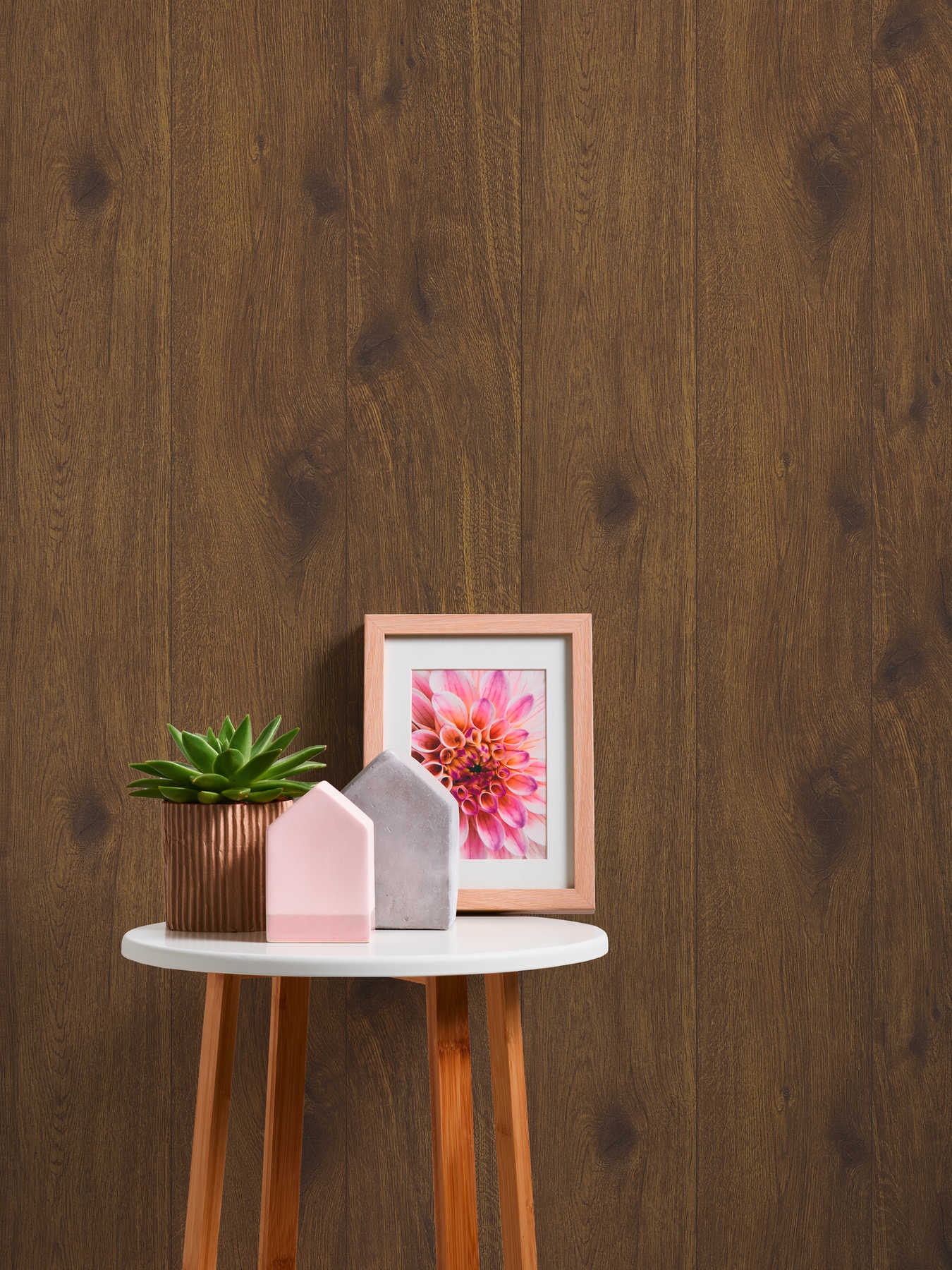             Behang met houteffect en natuurlijke houtnerf - bruin
        