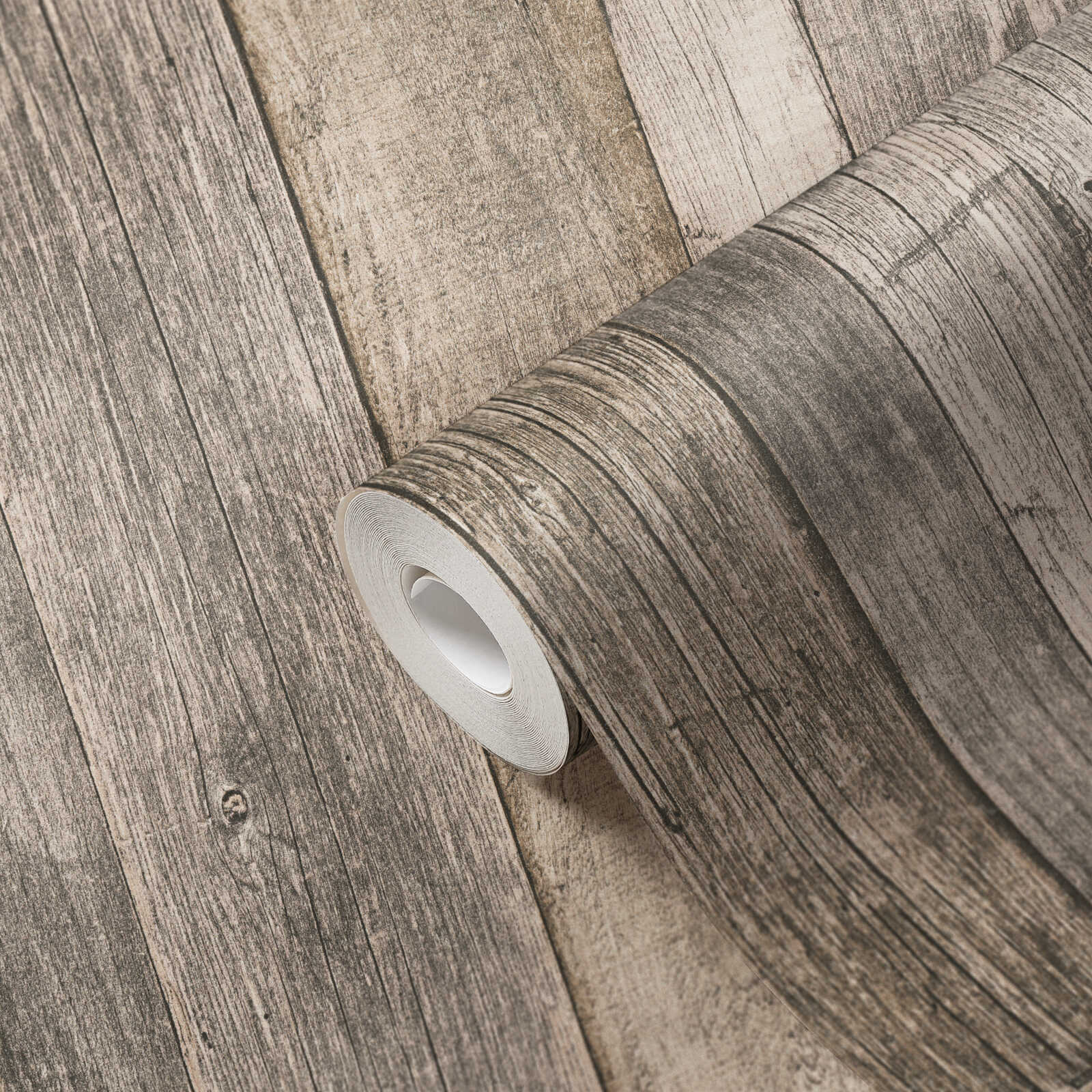             Holztapete mit Brettern im rustikalen Industrial Design – Beige, Schwarz, Creme
        