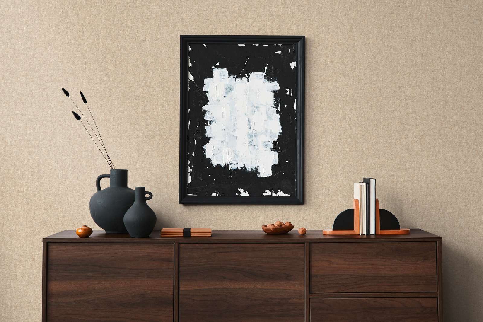             Einfarbige Tapete mit Strukturdesign, matt – Beige
        