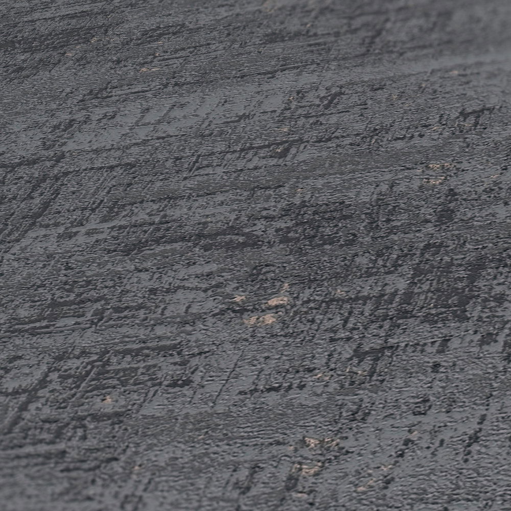             Vliestapete strukturiert in Rostoptik – Schwarz, Grau, Gold
        