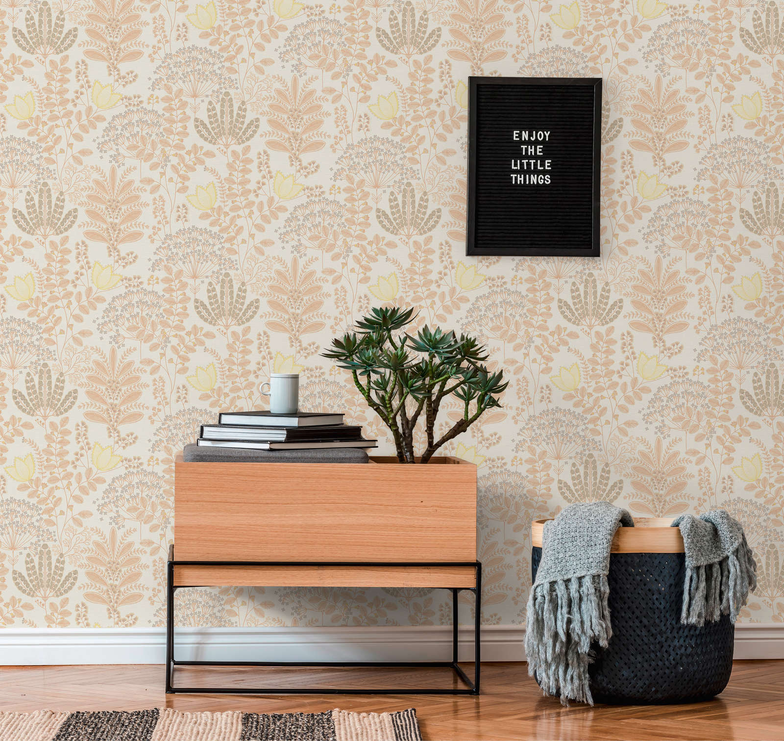             Florale Tapete mit Blättern im Retro-Stil leicht strukturiert, matt – Weiß, Orange, Gelb
        