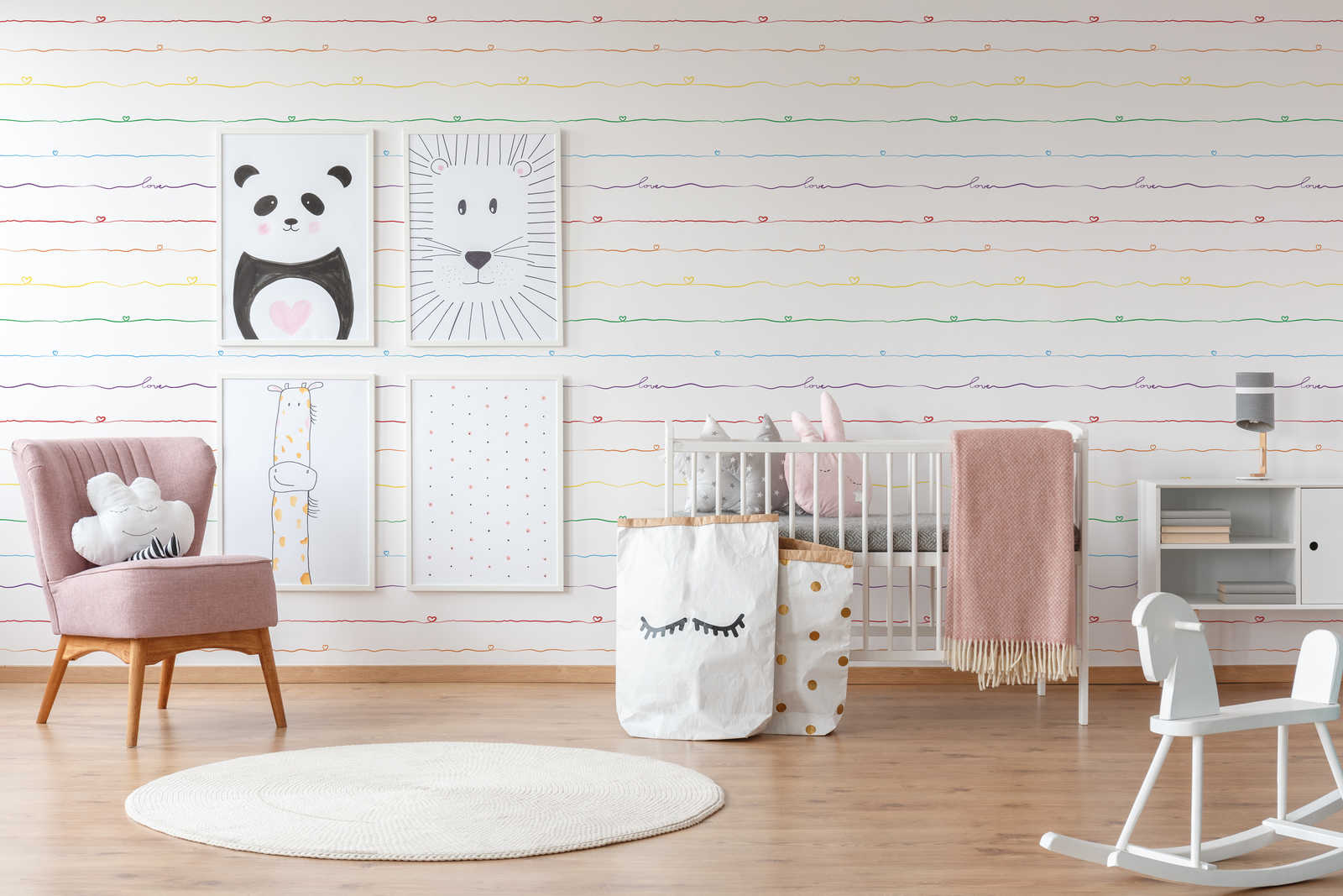 Gestreifte Kinderzimmer Tapete mit Herz – Bunt, Weiß, Rot