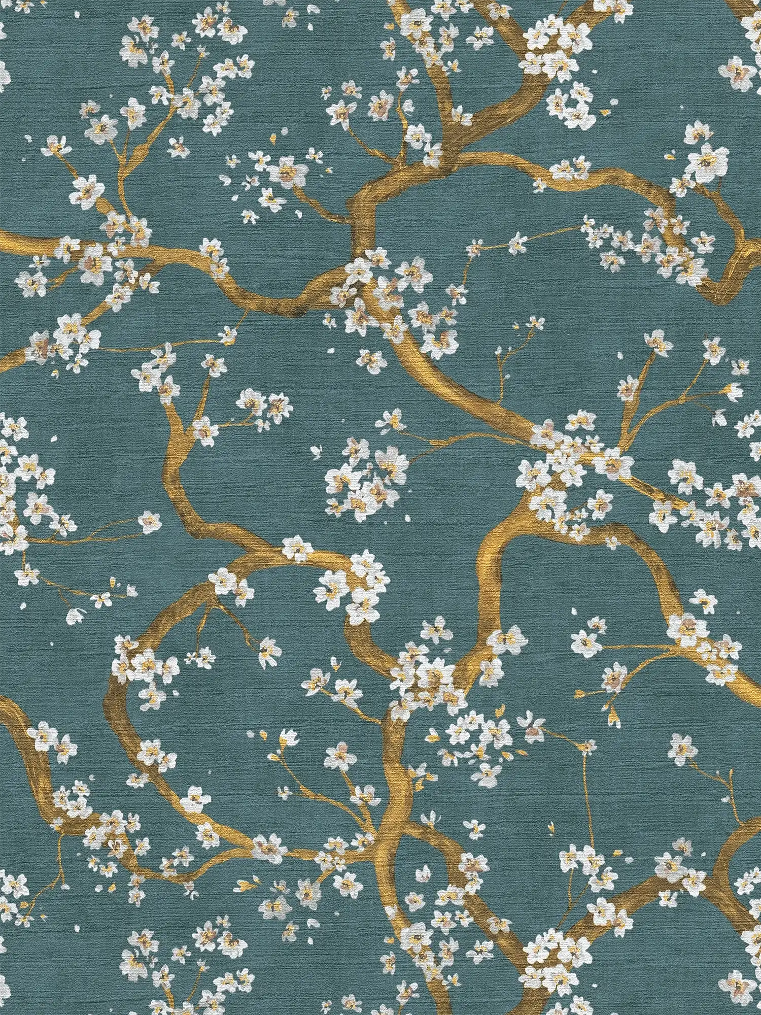         Elegante Vliestapete mit Kirschblütenmotiv, feiner Struktur – Blau, Gold, Creme
    