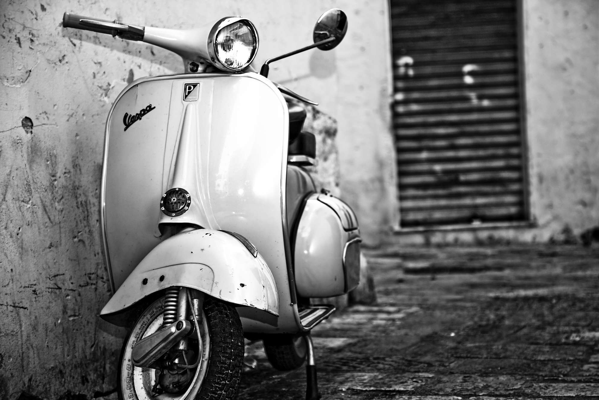 Carta da parati City Wallpaper Vespa Scooter Motif Materiali non