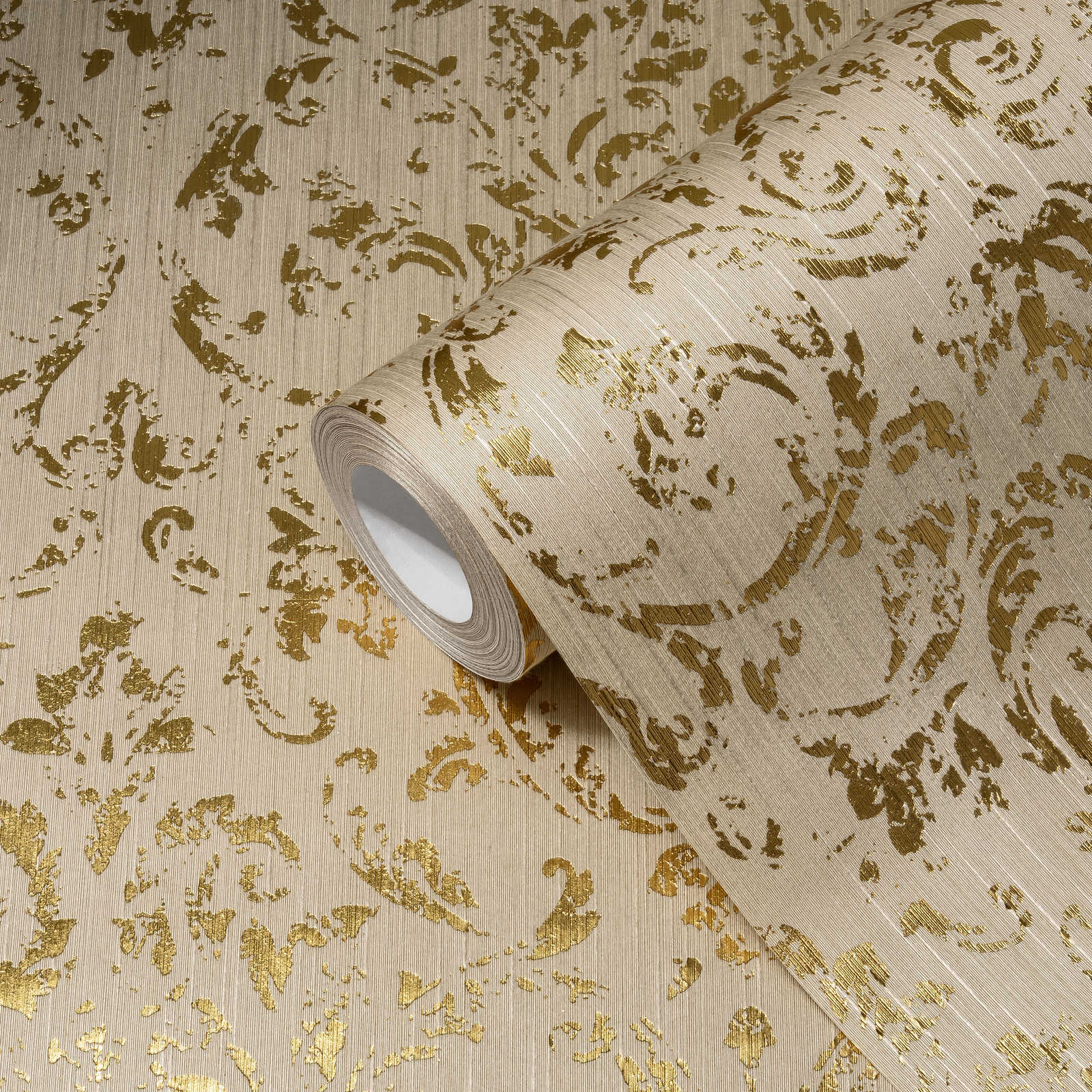 Ornamenttapete im Used-Look mit Metallic-Effekt – Beige, Gold