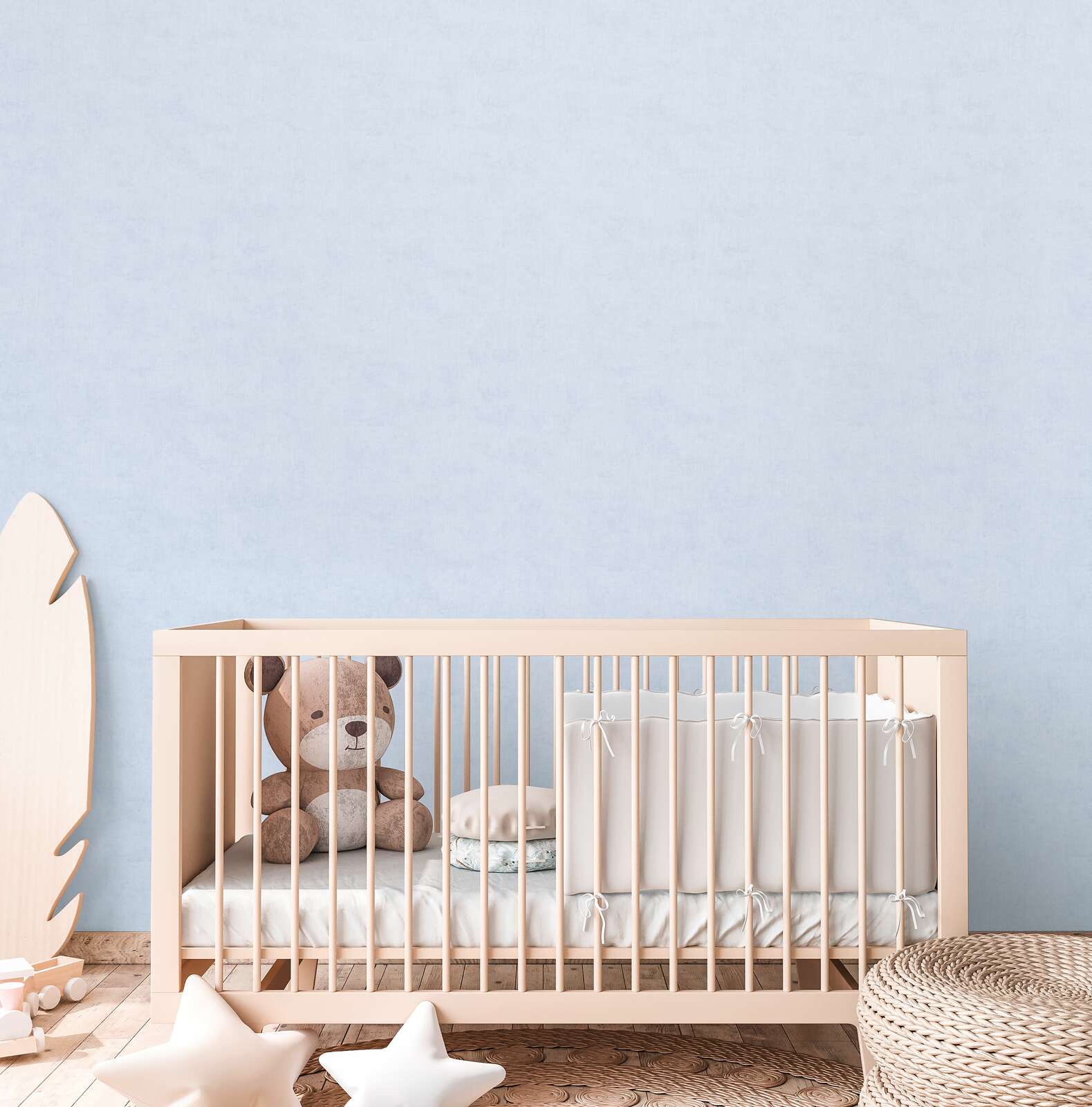             Einfarbige Kinderzimmer Vliestapete - Zeitlos und elegant als ideale Ergänzung zu unseren Motivtapeten – Hellblau
        