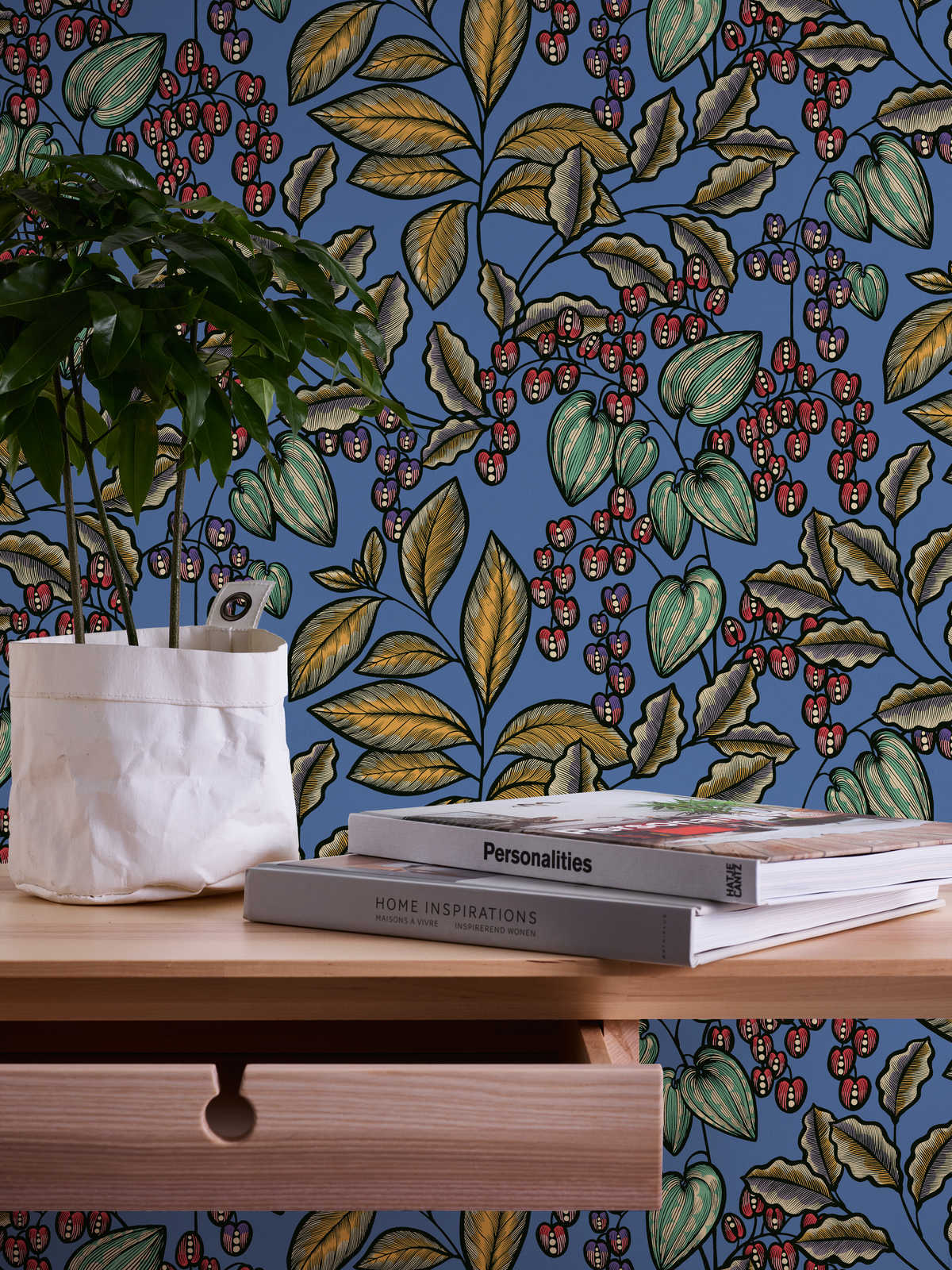 Florale Tapete Blau mit Blätter Design im Scandinavian Look