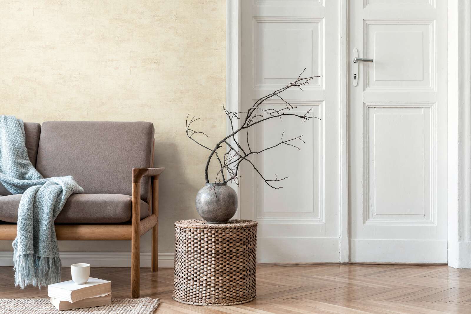             Strukturtapete mit hellbeiger Putz-Optik – Beige, Braun
        